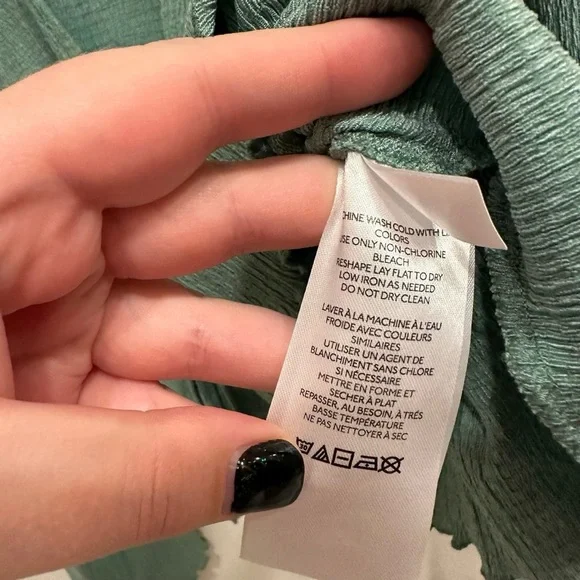 Urban Outfitters Green Tie-Front Blouse - Picture 6 of 6